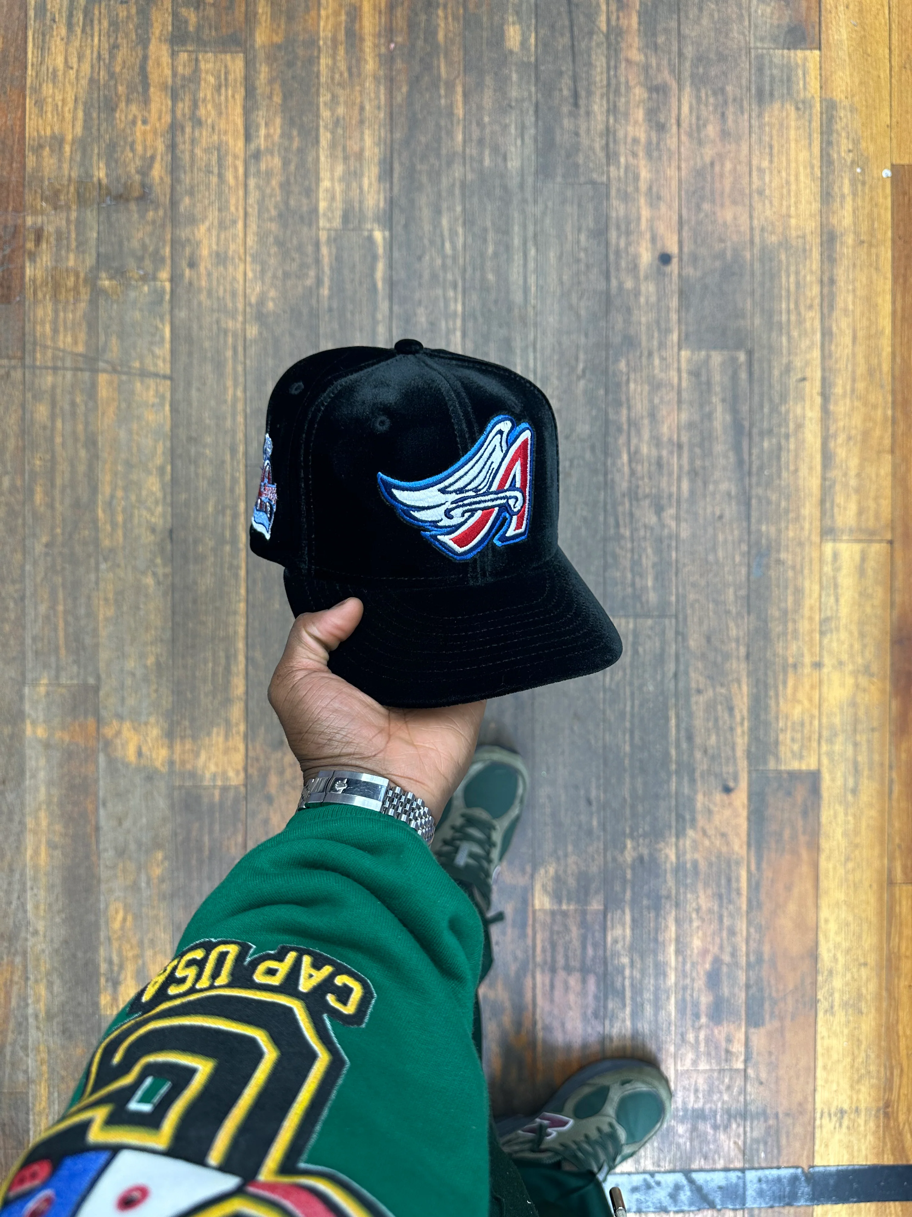 Anaheim Angels All Black Velvet 40Th Anniversary - Image 4