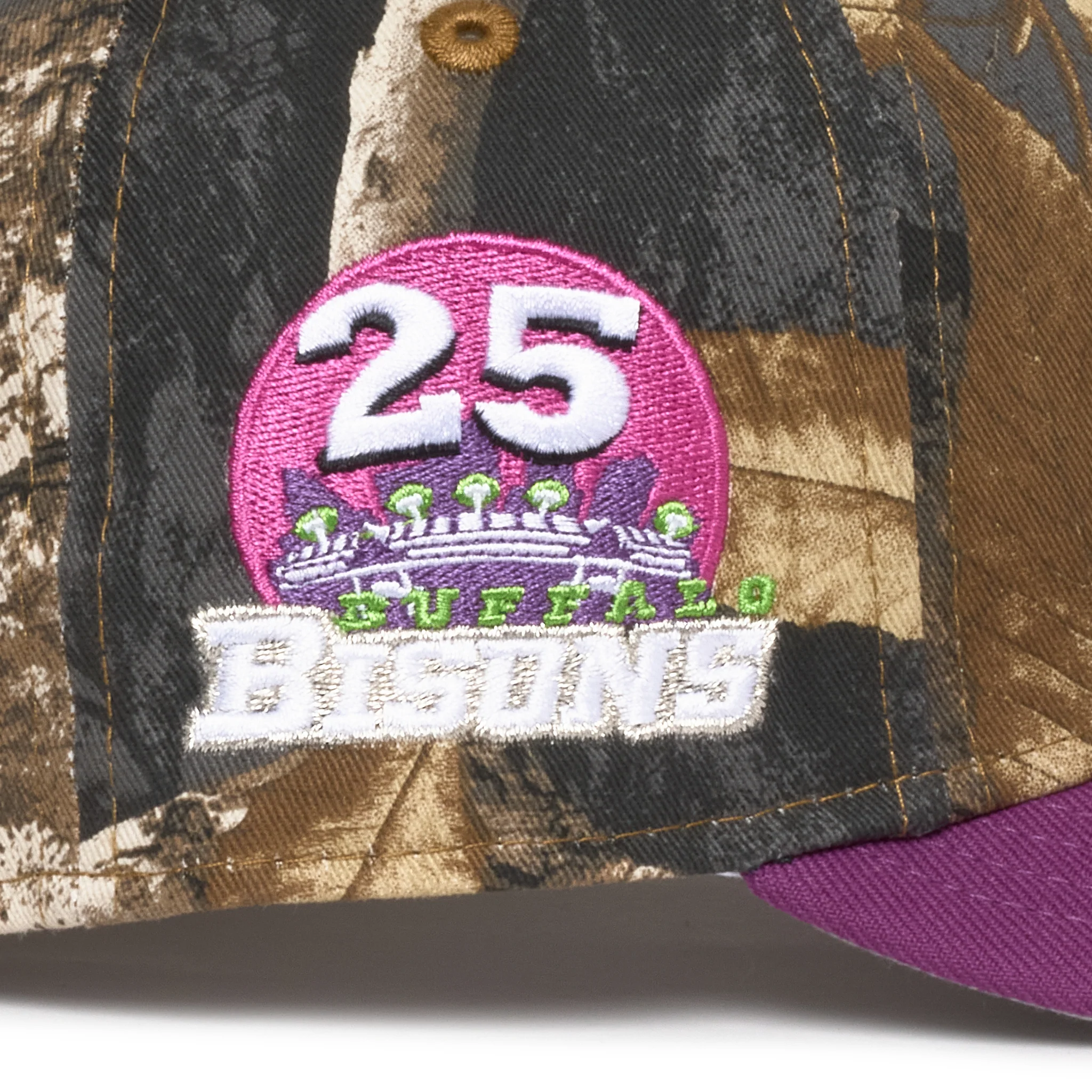 Buffalo Bisons Real Tree & Grape 25th Grey uv - Image 4