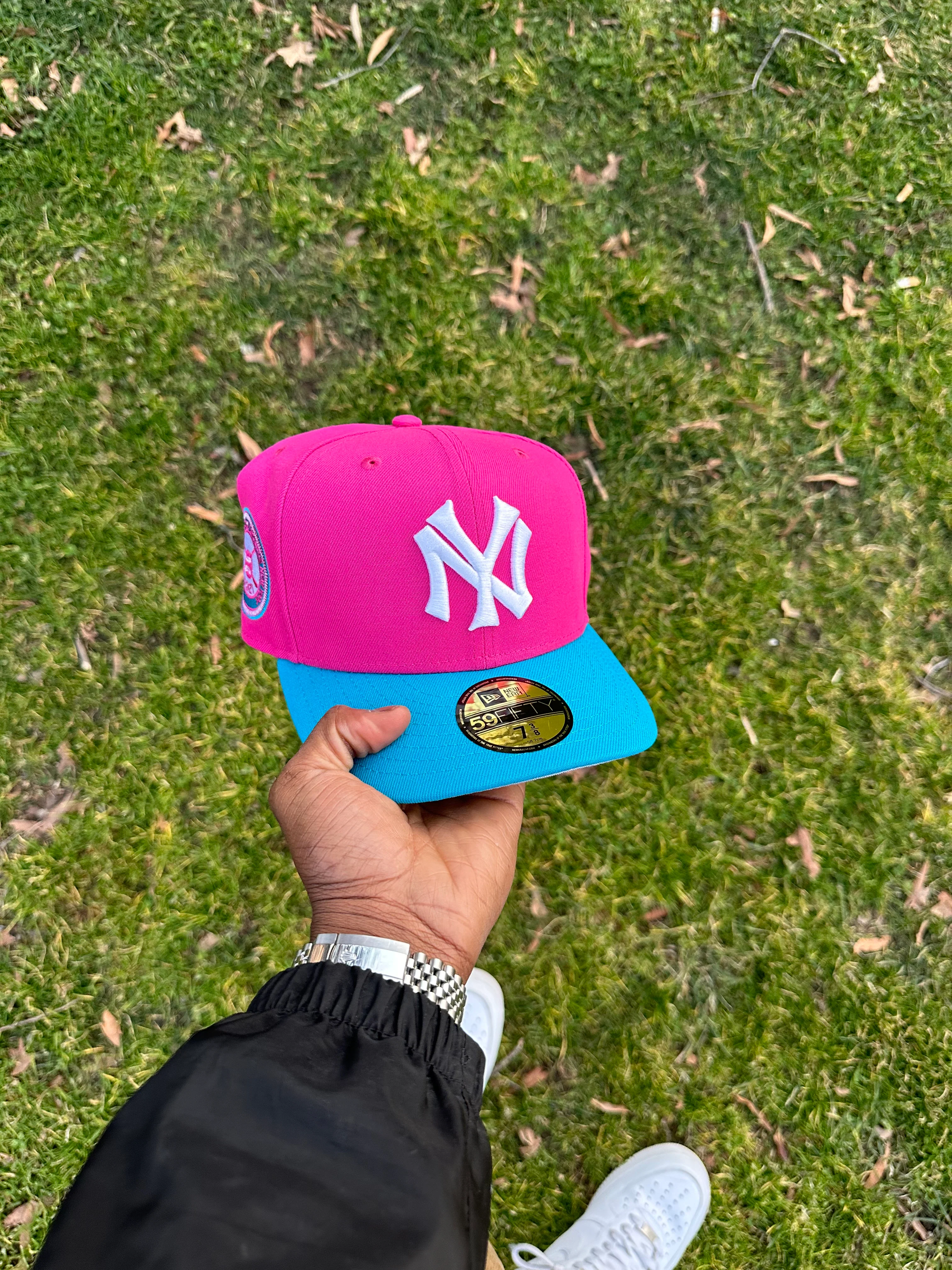 New York Yankees Pink Glow & Blue 1921 World Series - Image 2
