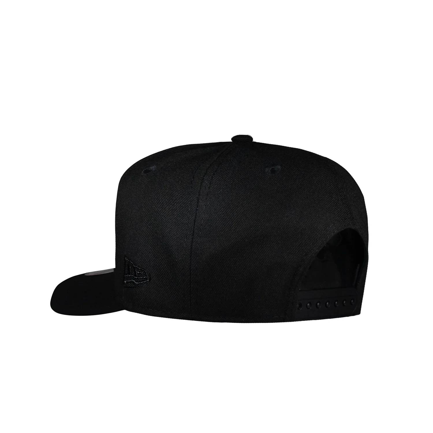 Chicago Black Hawks All Black 950 AFrame Snap Back - Image 4