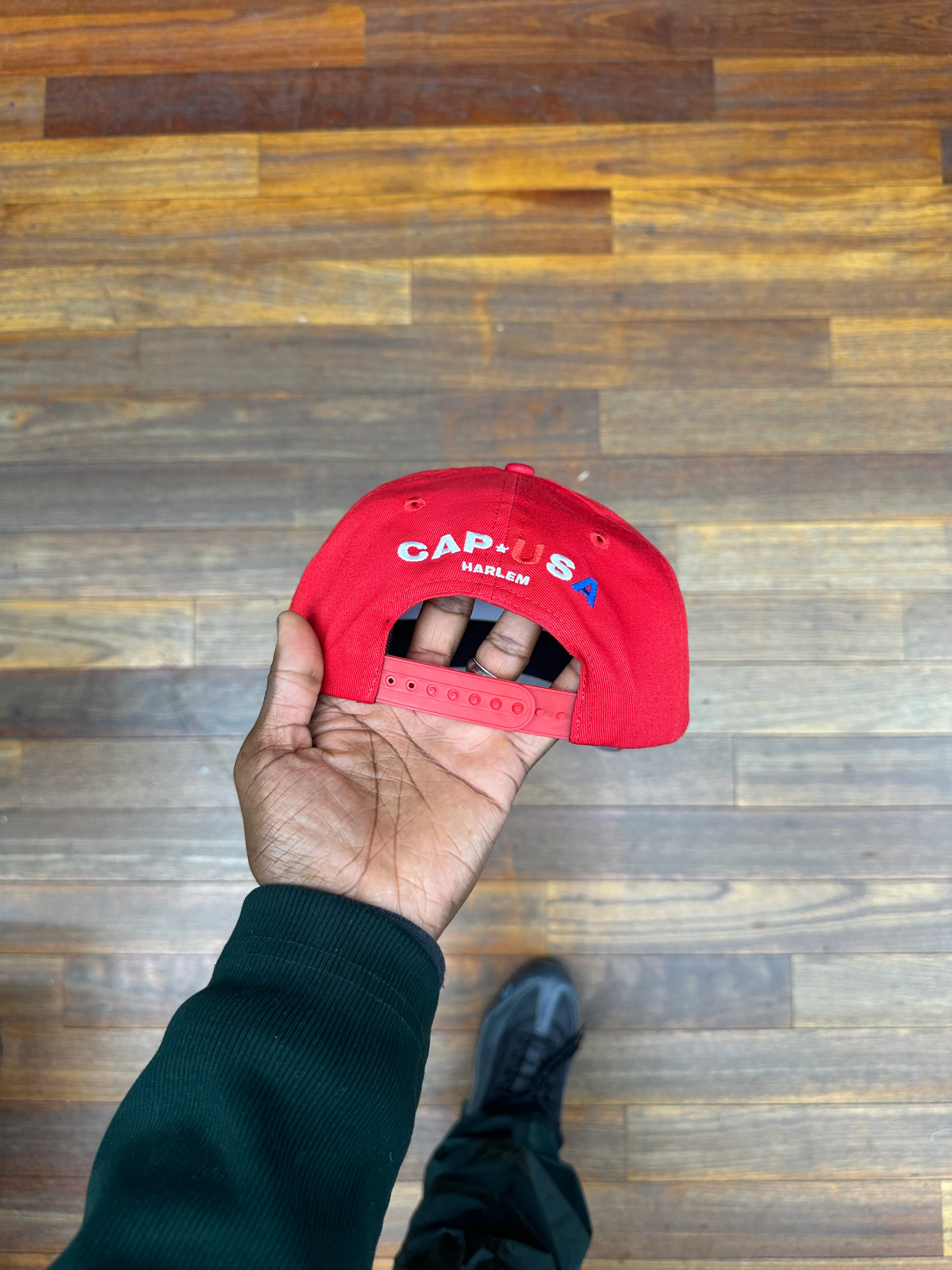 CAP USA All Red Snapback - Image 4
