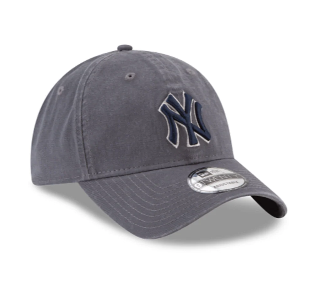 New York Yankees 920 Adjustable Dad Hat - Image 2
