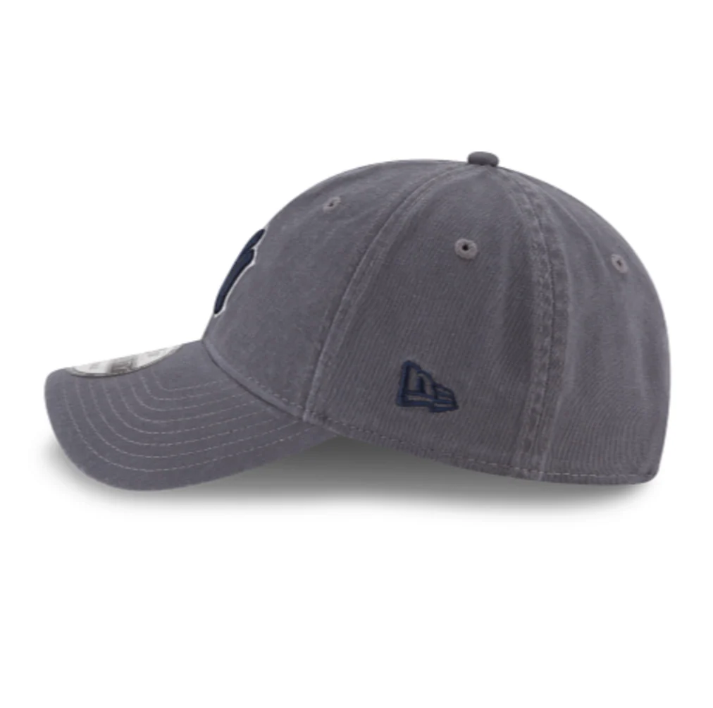 New York Yankees 920 Adjustable Dad Hat - Image 5