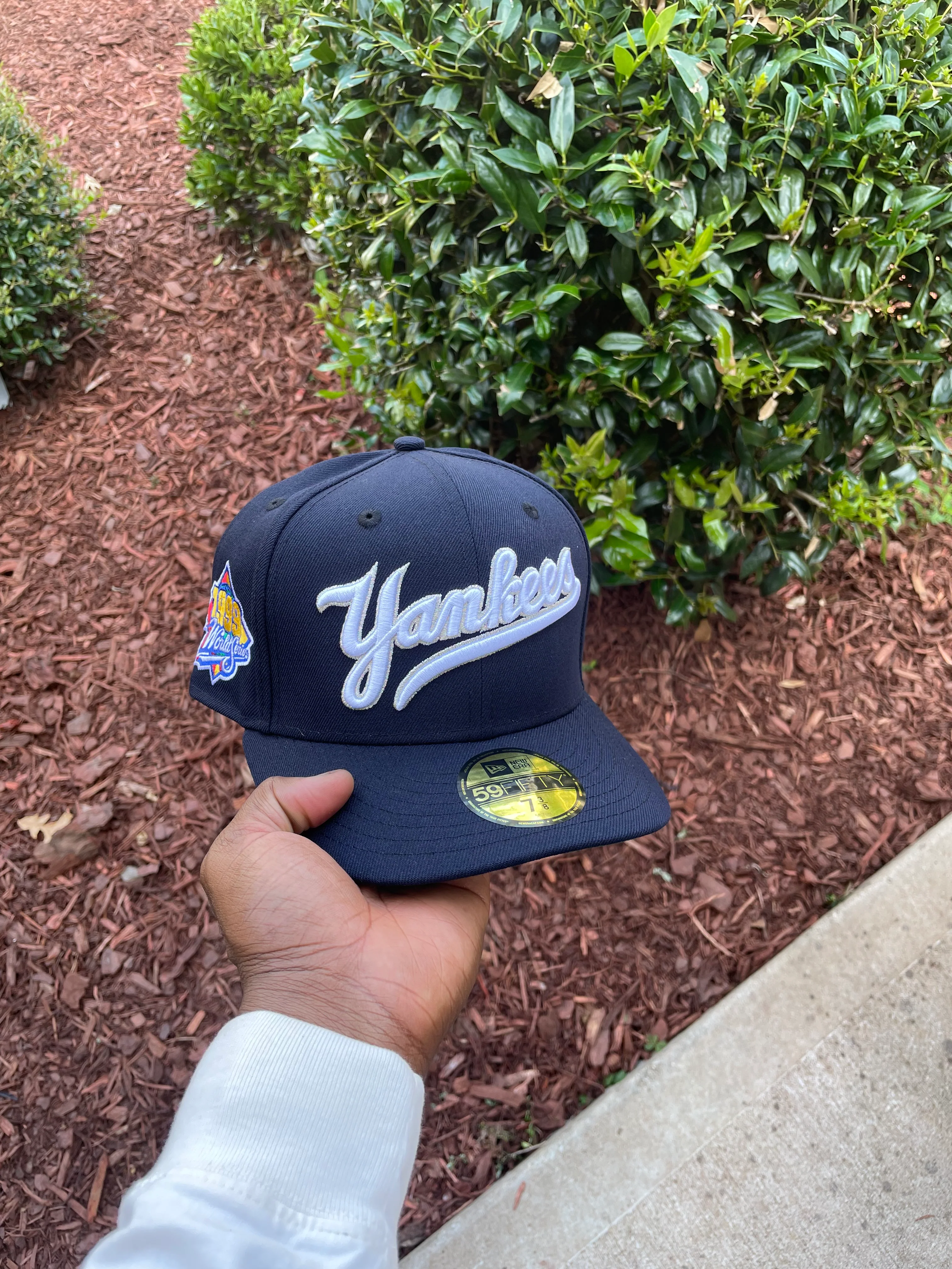 New York Yankees All Navy Script 1999 WS - Image 5