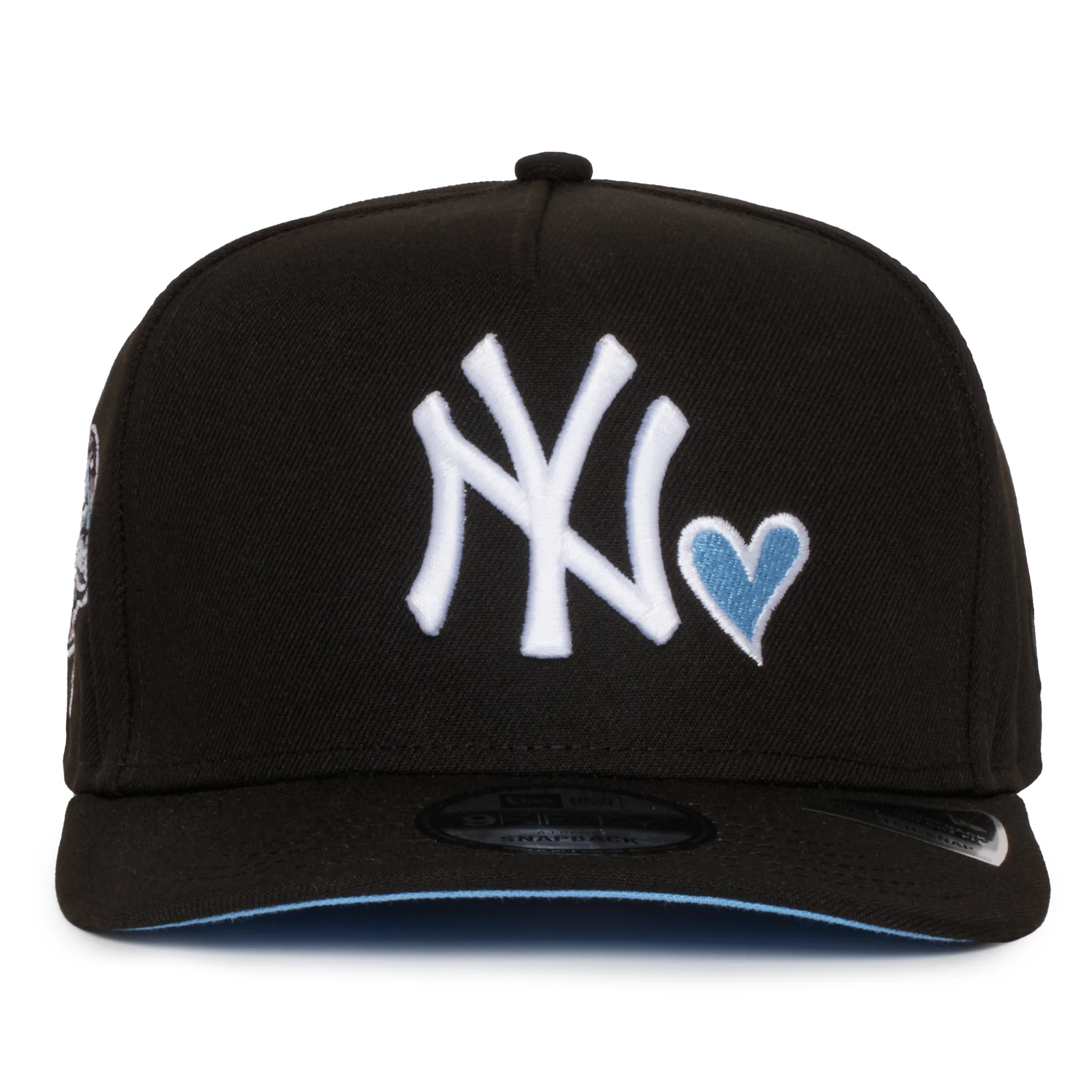 New York Yankees Black Sky Heart 950 AFrame 2000 WS Patch  Snap Back - Image 2