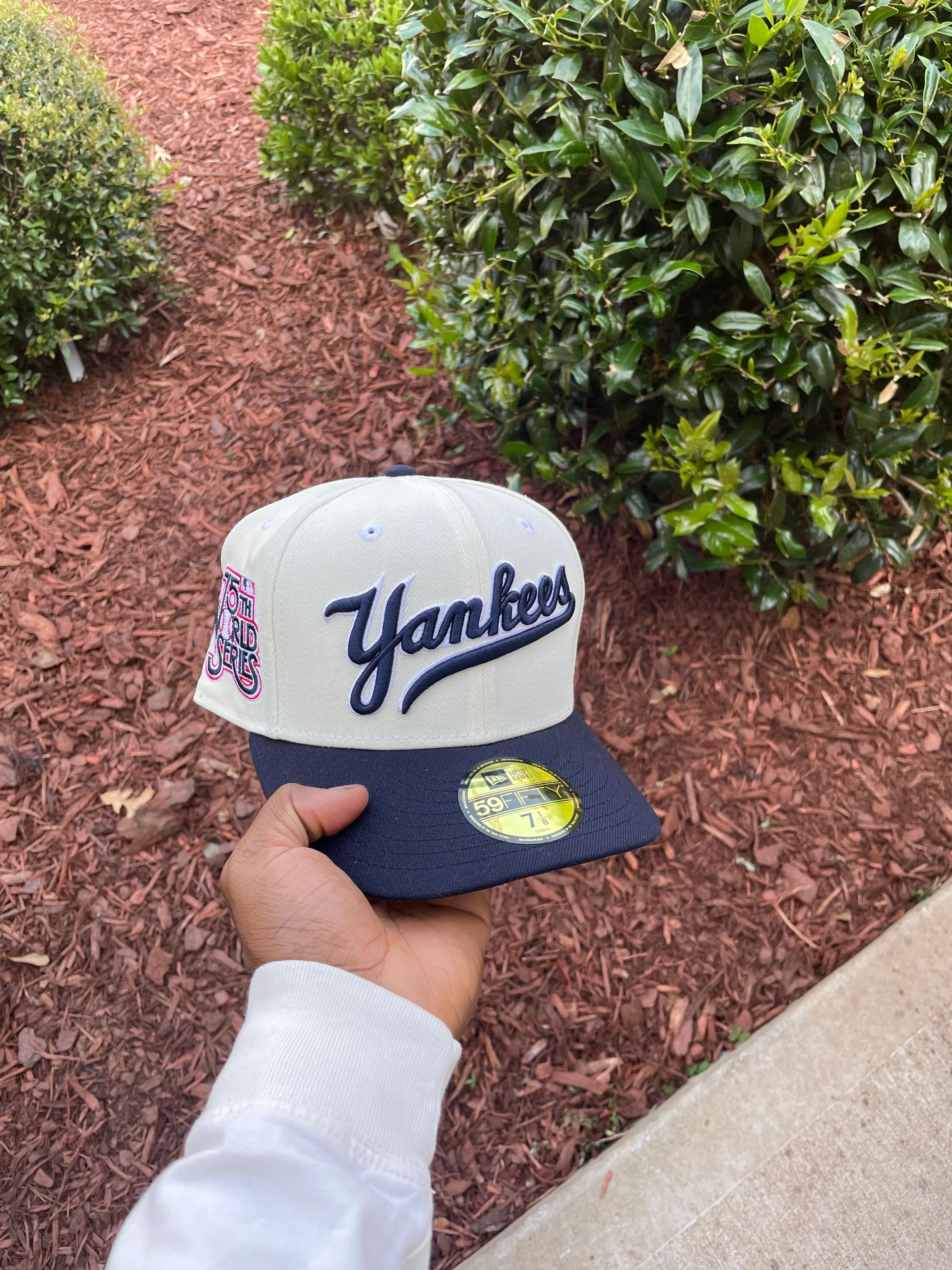 New York Yankees Chrome Creme White & Navy Script 1975 WS - Image 5