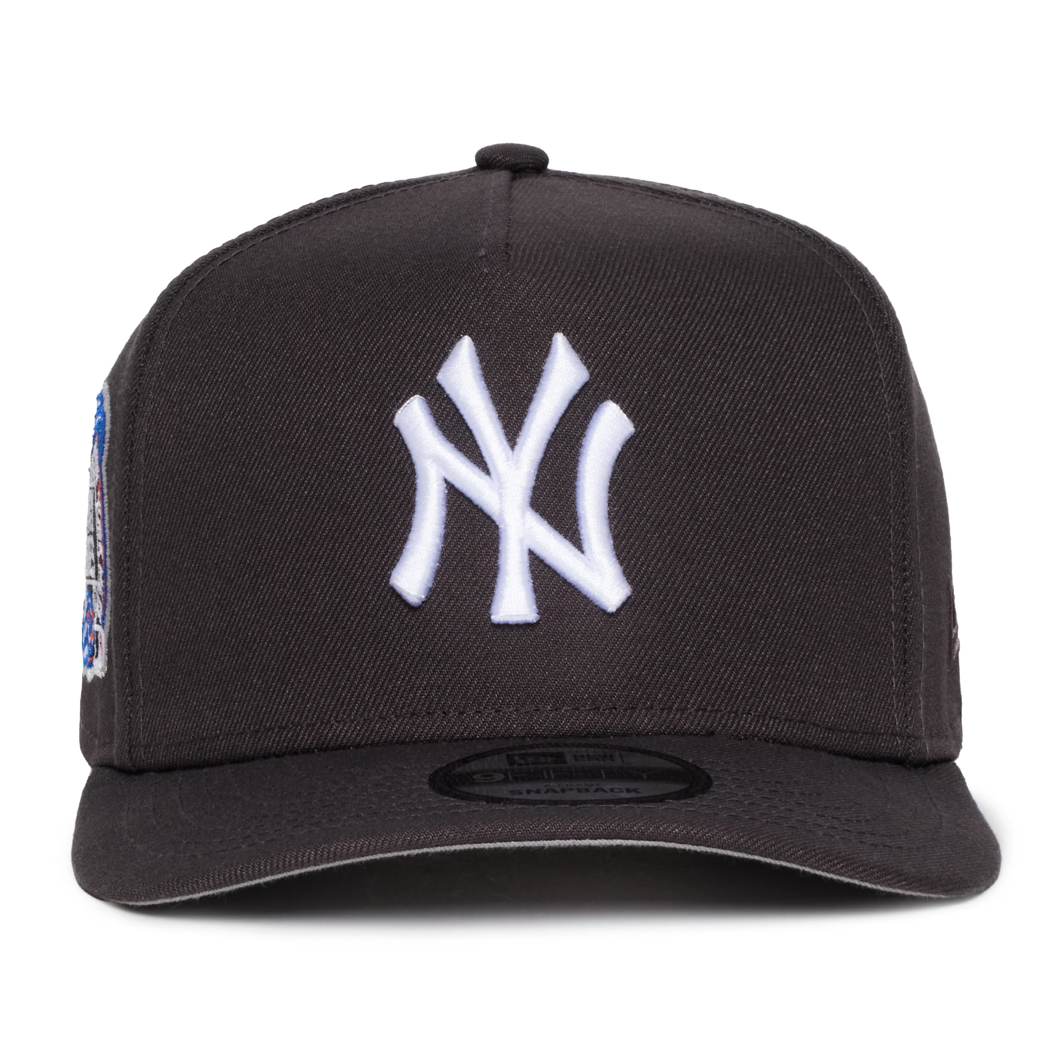 New York Yankees Dark Grey 950 AFrame SWS Patch Snap Back - Image 2