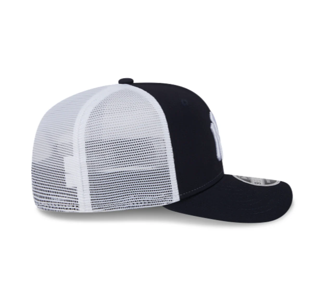 New York Yankees Navy Mesh 9SEVENTY Stretch- Snapback - Image 6