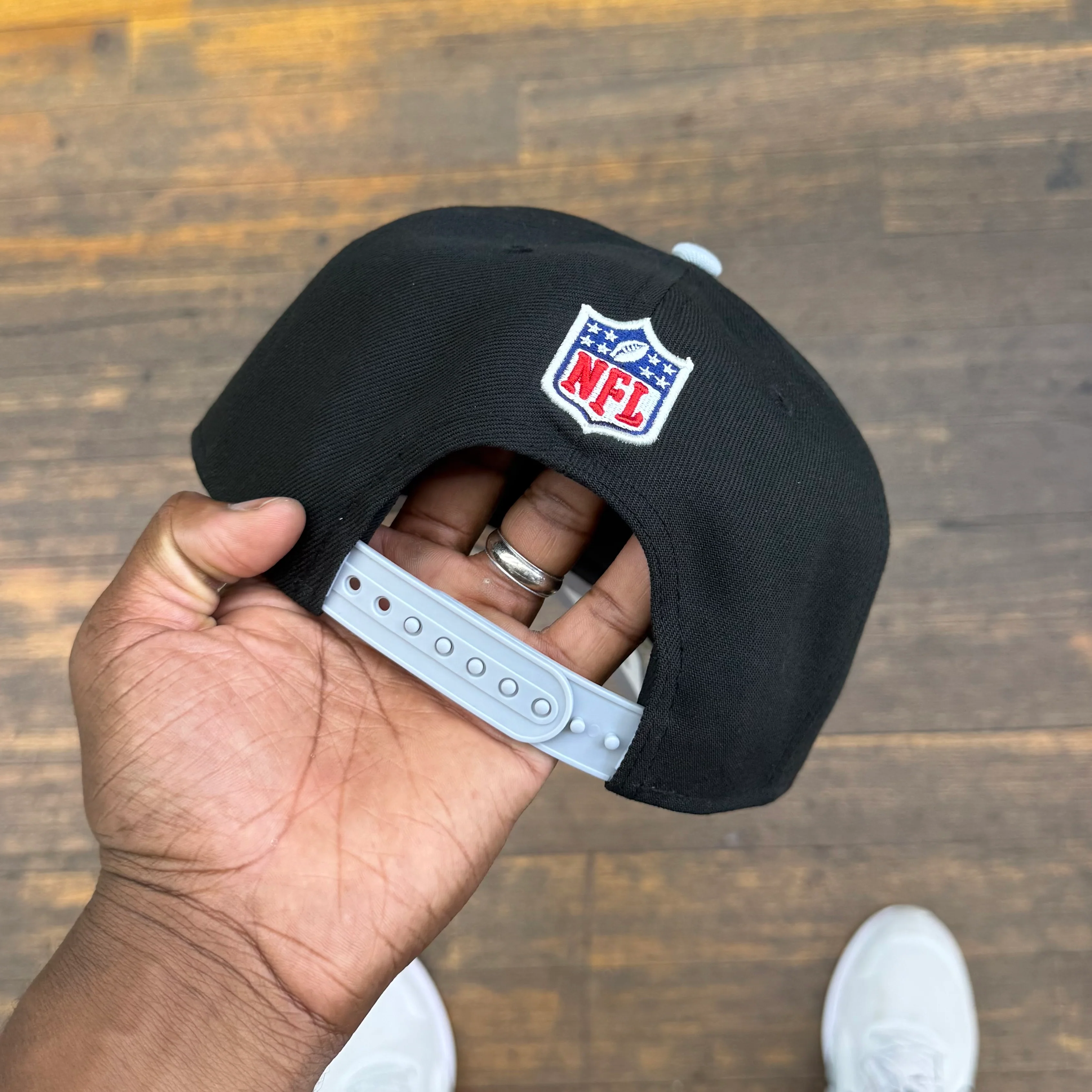 Oakland Raiders Black NFL25 DRAFT 950 AFrame Snap Back - Image 7
