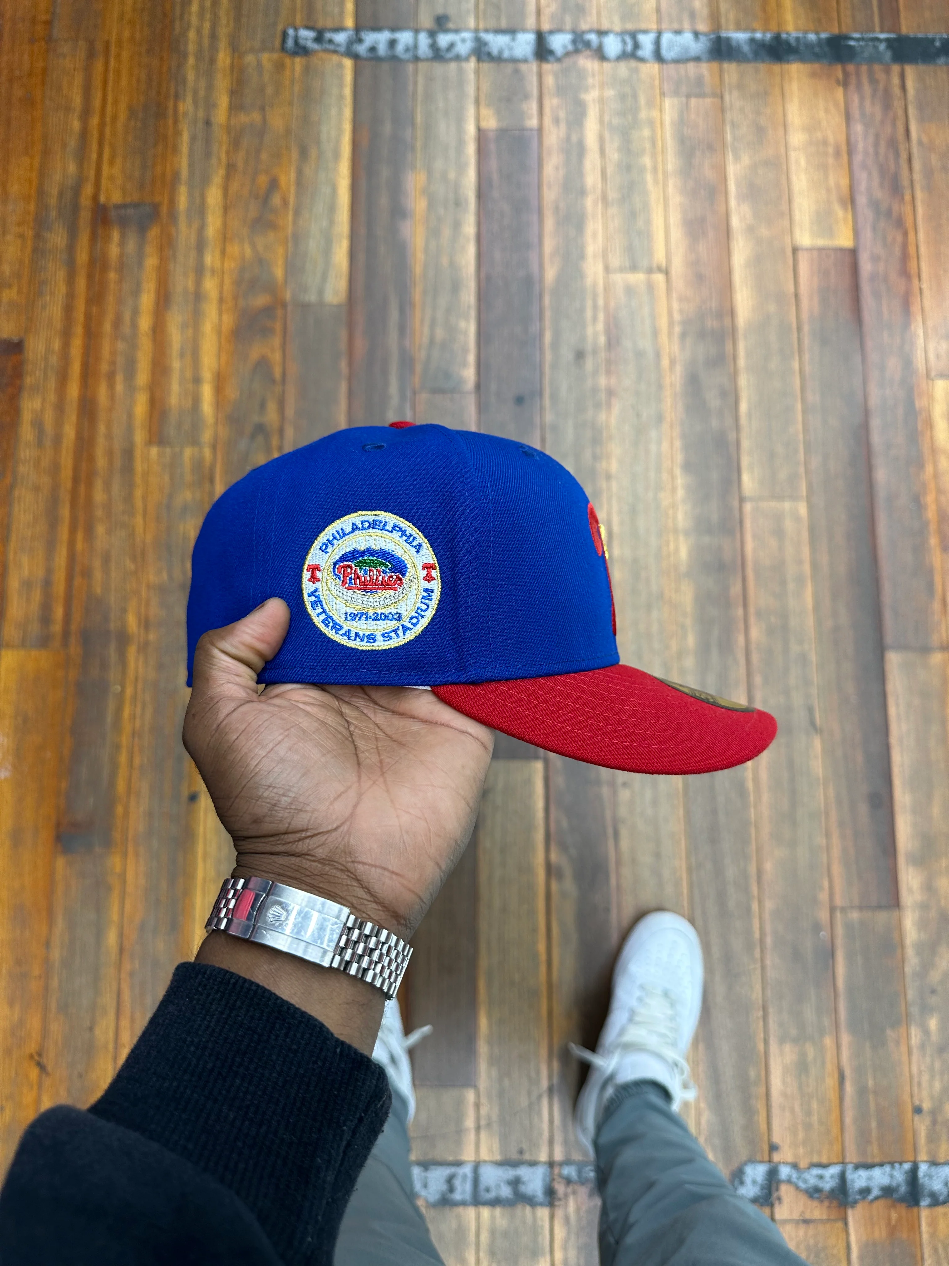 Philadelphia Phillies Royal Blue and Red Gold Star Vet Stadium - Image 3