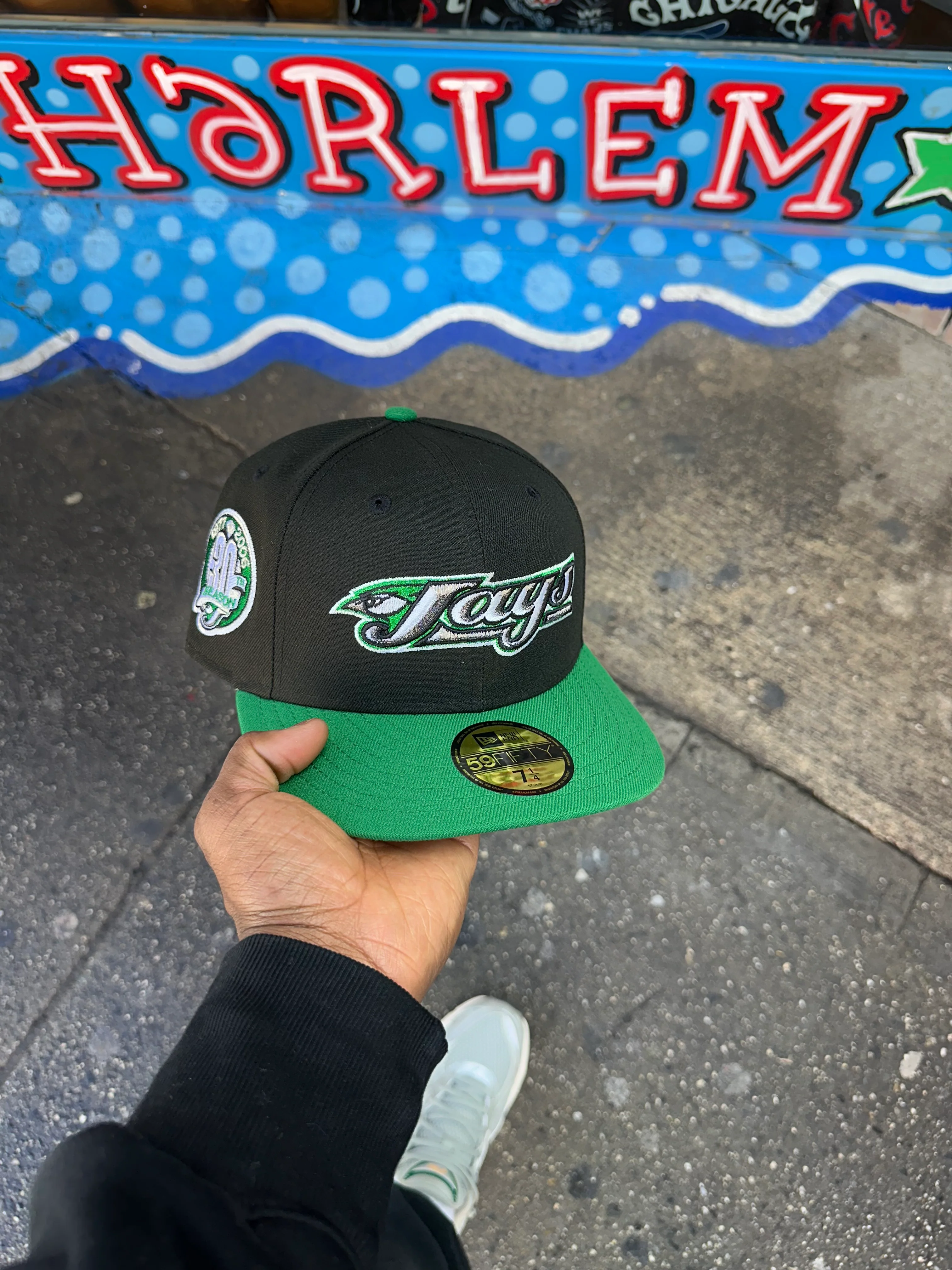 Toronto Blue Jays Black and Green 30Th - Image 5